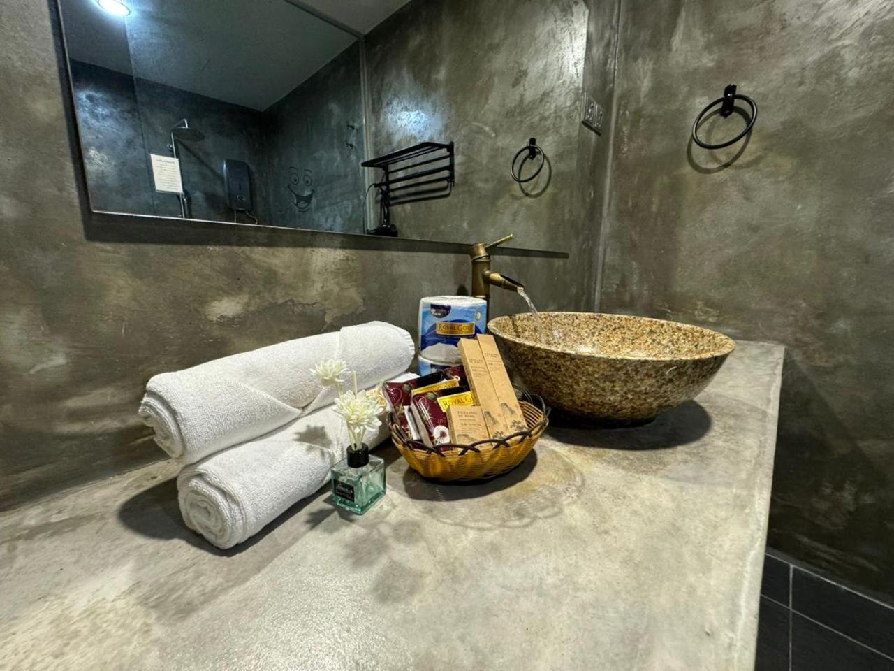 Ipoh Zing Vale - Family & Couple Suite Экстерьер фото
